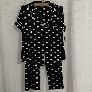 kate spade M-XL Black Blush Pink Bow Tie Short Sleeve Notch Crop Pants PJ Set